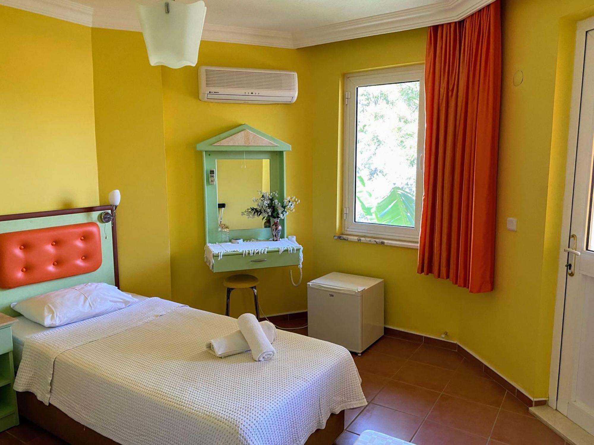 Mandalinn Hotel Dalyan Exterior photo